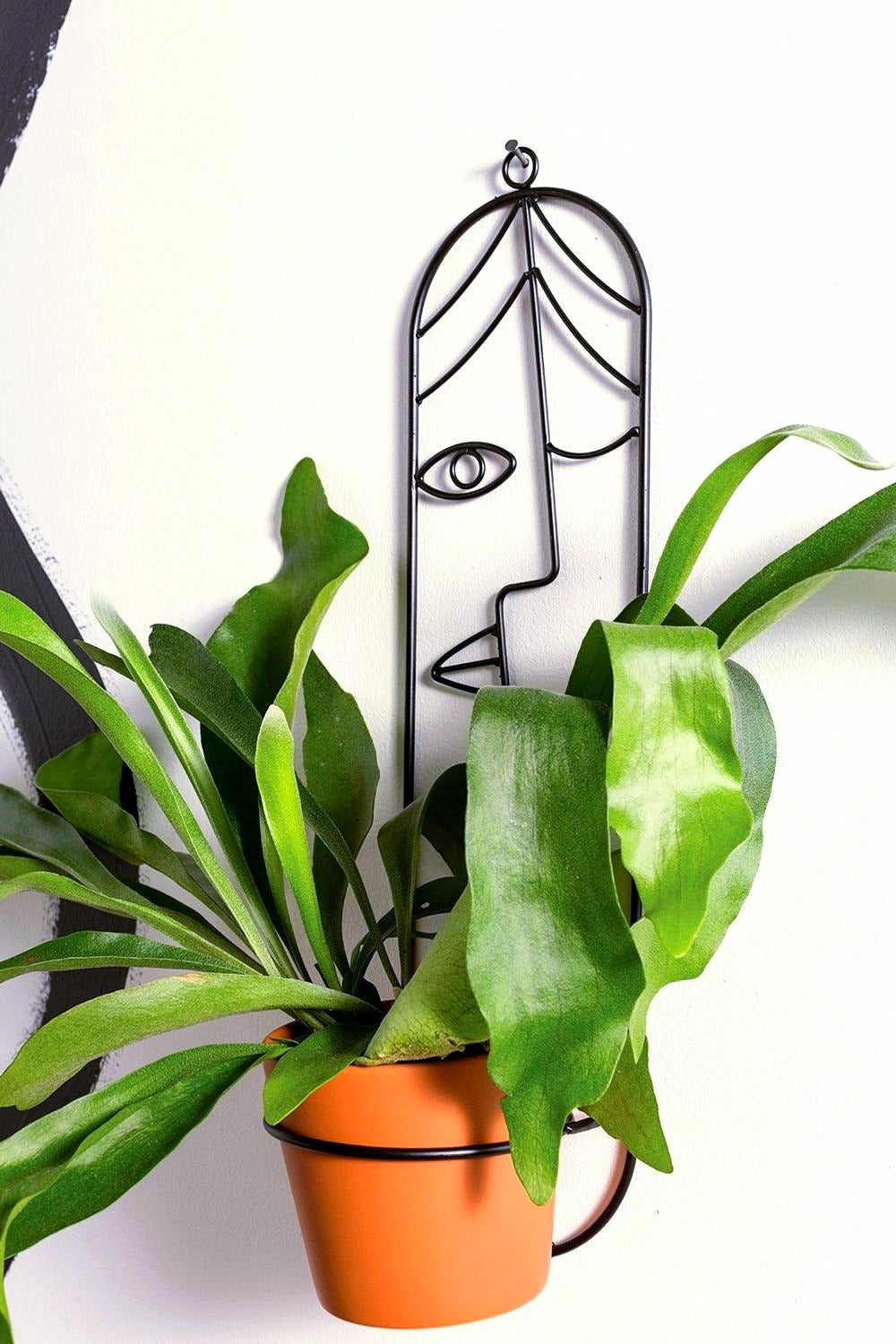 Jacinda Hanging Face Planter image 1