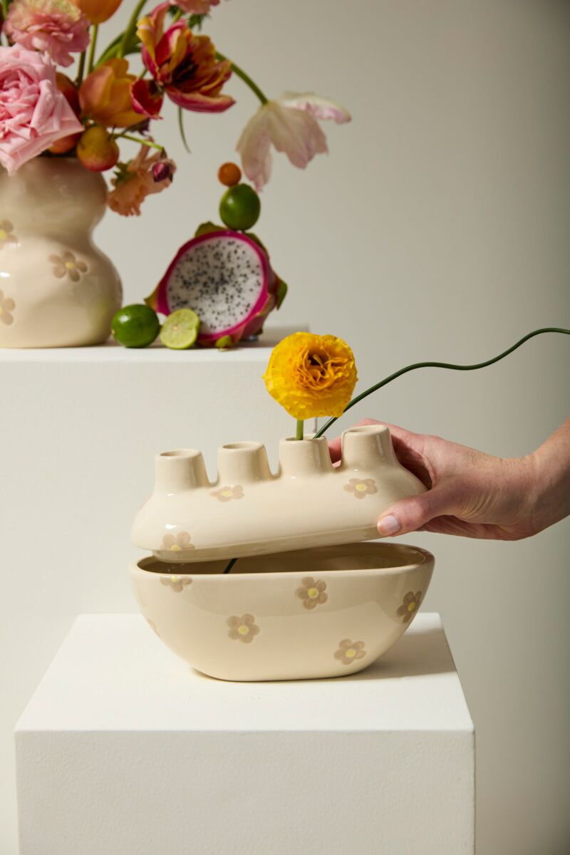 Petunia Vase Collection image 2