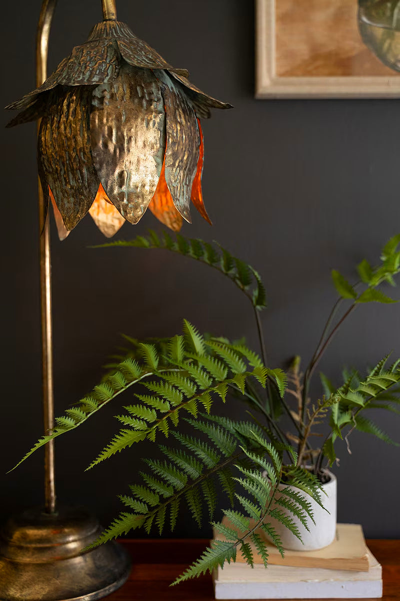 Tulip Brass Lamp image 1