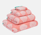 Pink Clamshell Bath Towel Set image 2