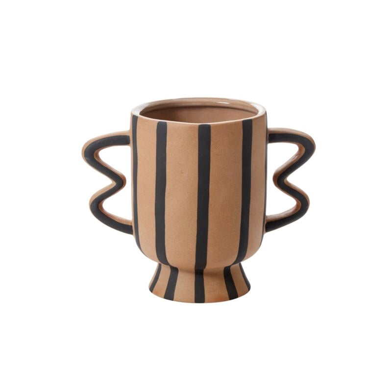 Akimbo Footed Pot image 3
