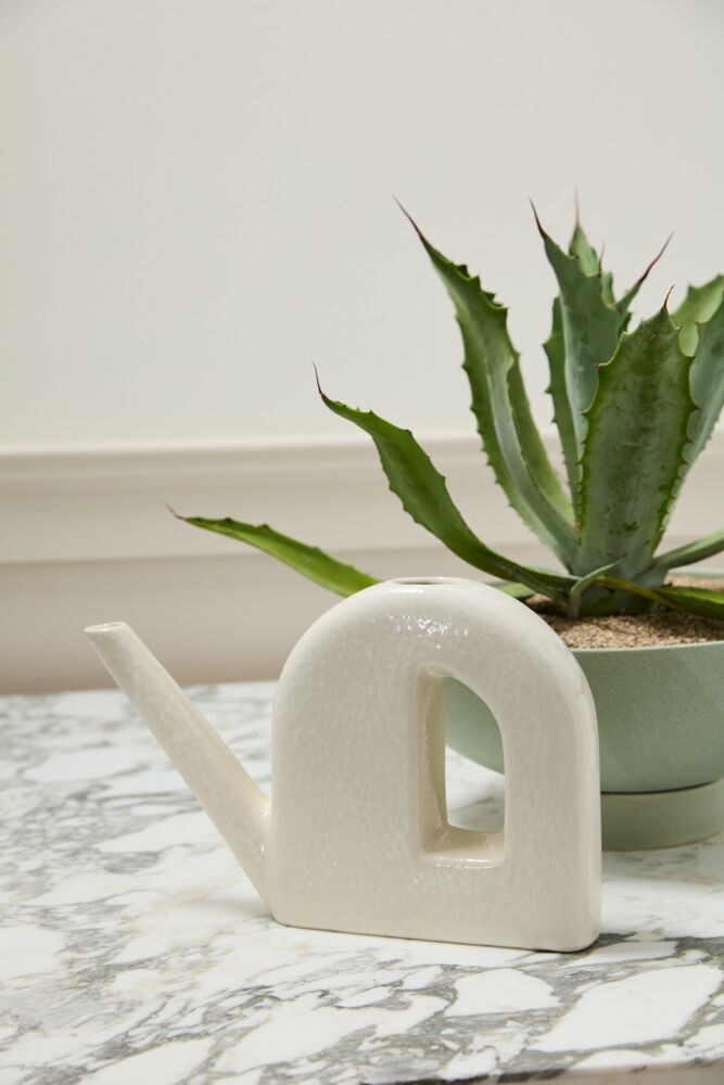 Bel Air Watering Vessel  image 1