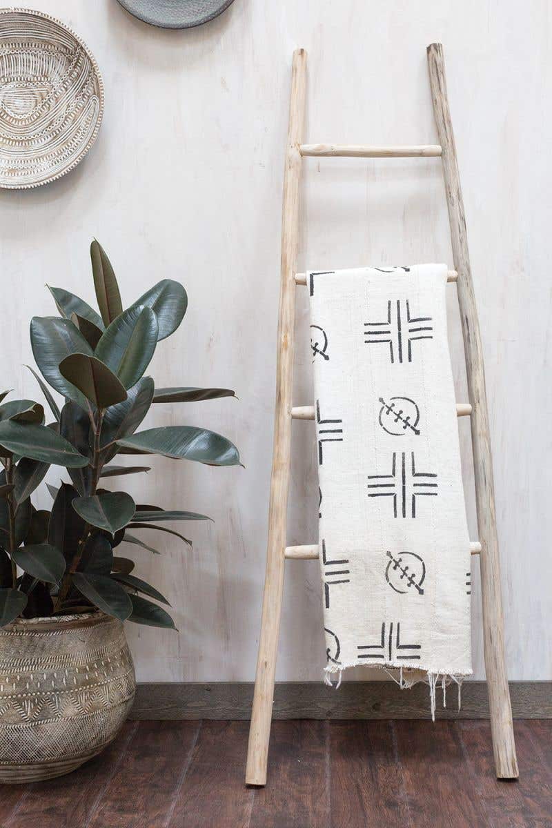 Khelani Teak Wood Ladder image 0